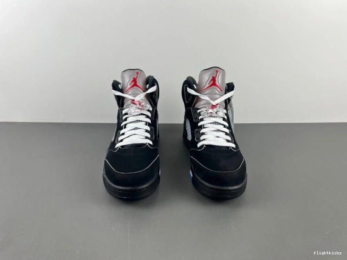 5 Air HF3975-001 Reimagined Metallic Black Jordan 0804